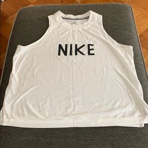 Nike workout top